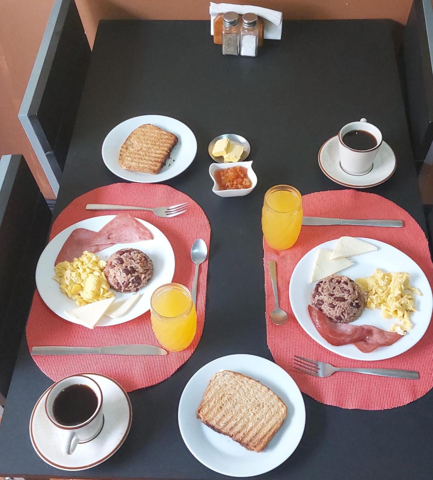 Hotel Las Ardillas Monteverde Екстер'єр фото